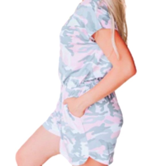 Vanilla Bay Terry Knit Romper Small Pink Camo Print Boatneck - Picture 4 of 4